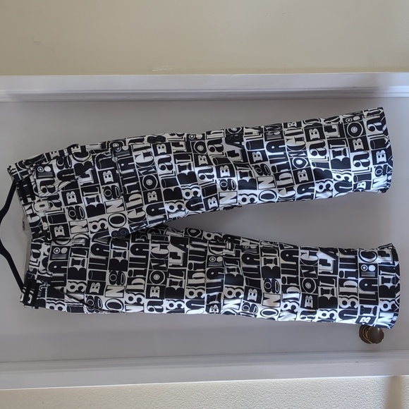 Billabong Snow/Ski Jacket and Pant set - Picture 4 of 10